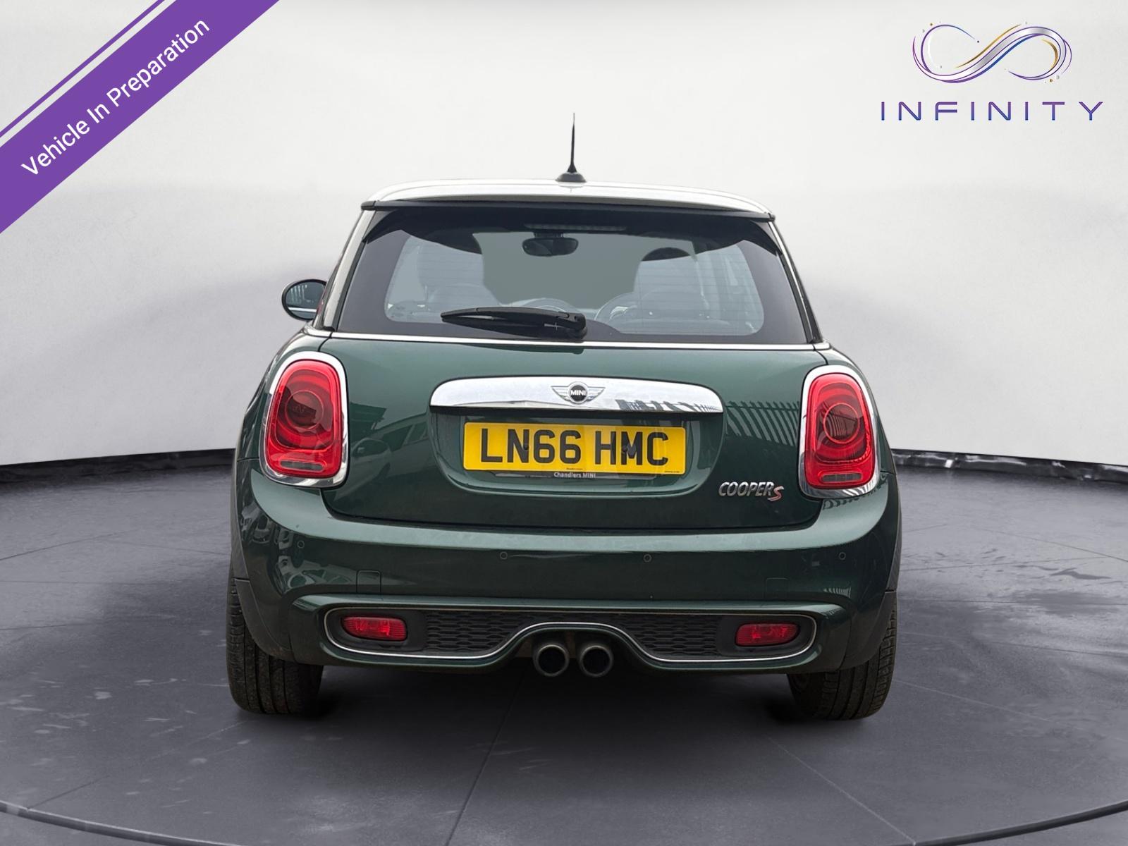 MINI Hatch 2.0 Cooper S Hatchback 3dr Petrol Auto Euro 6 (s/s) (192 ps)