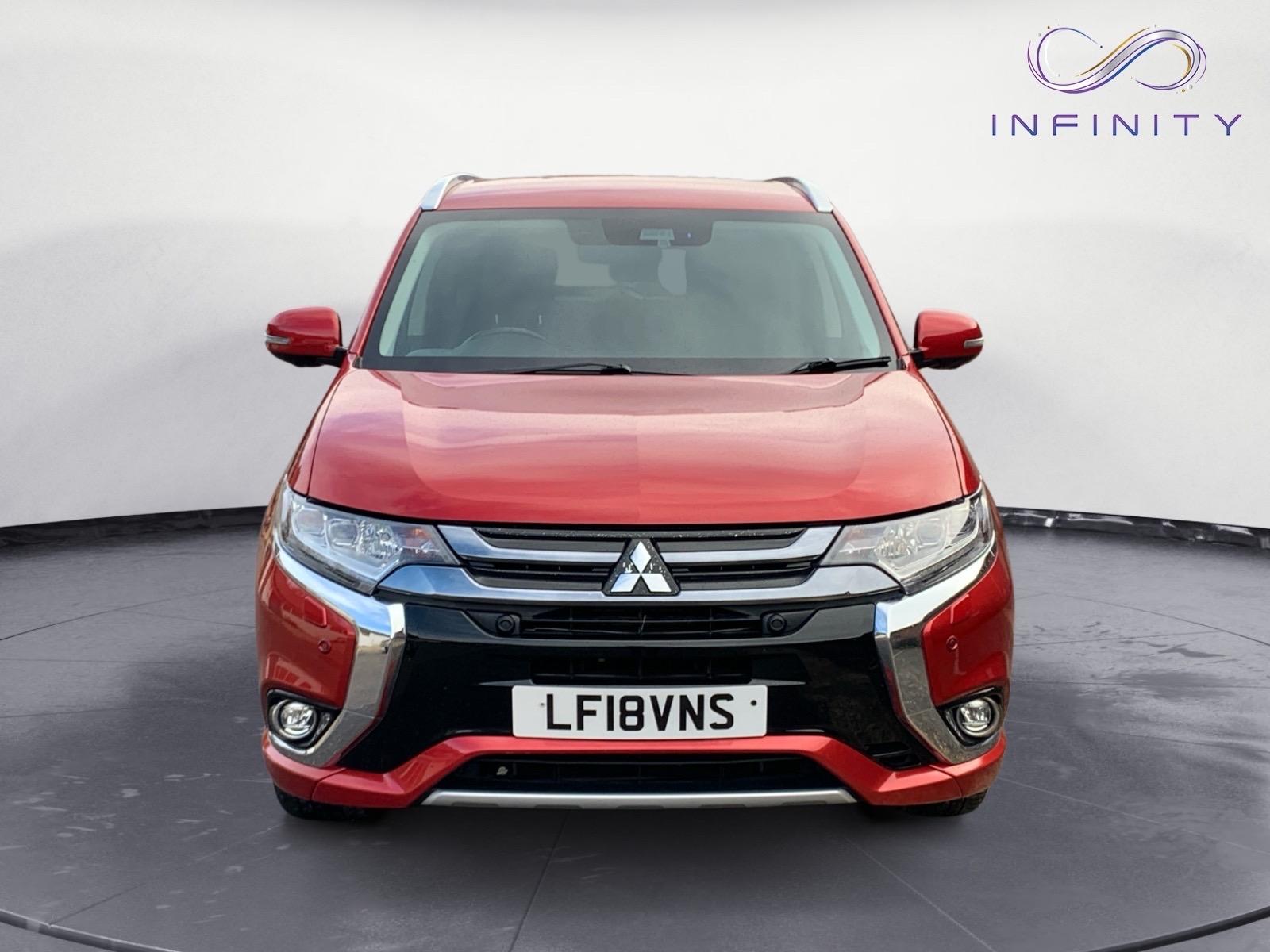 Mitsubishi Outlander 2.0h 12kWh 4hs SUV 5dr Petrol Plug-in Hybrid CVT 4WD Euro 6 (s/s) (200 ps)
