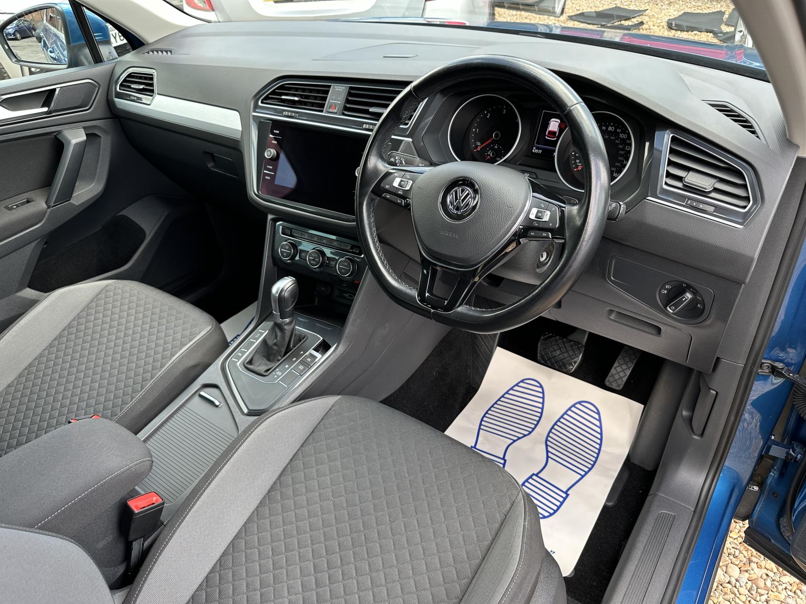 Volkswagen Tiguan 2.0 TDI SE SUV 5dr Diesel DSG Euro 6 (s/s) (150 ps)