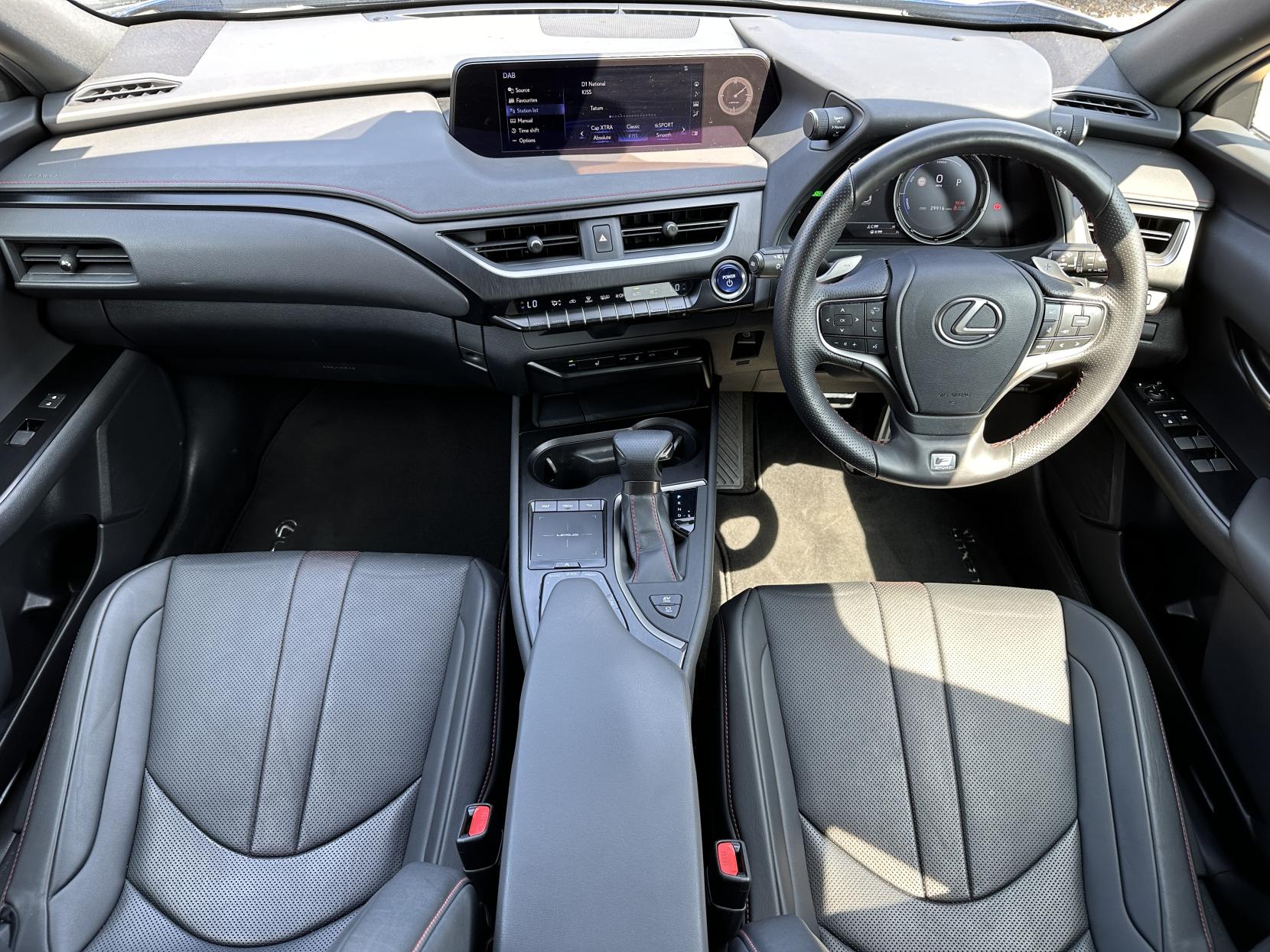 Lexus UX 2.0 250h F Sport (Premium Plus) SUV 5dr Petrol Hybrid E-CVT Euro 6 (s/s) (184 ps)